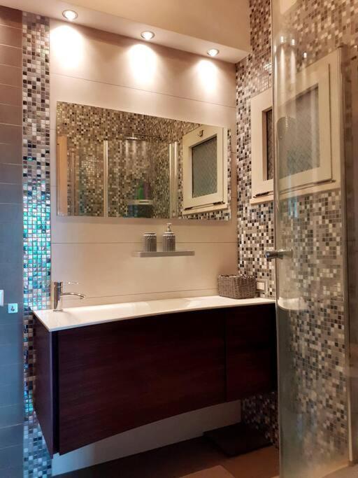 Cozy Retreat Apartment Rom